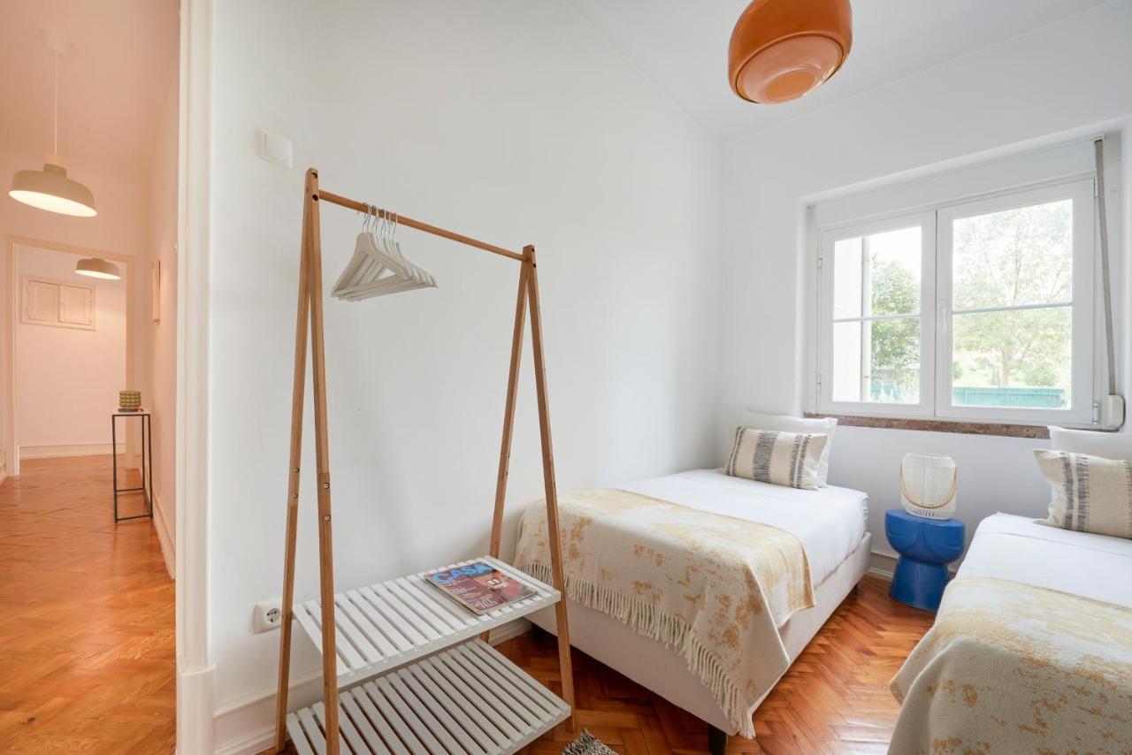 Light-Filled & Renovated Apartment, By Timecooler Lisboa Exteriér fotografie